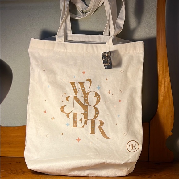 Emchant Christmas Handbags - Enchant Christmas Wonder White Tote Bags Set of 2  NWT